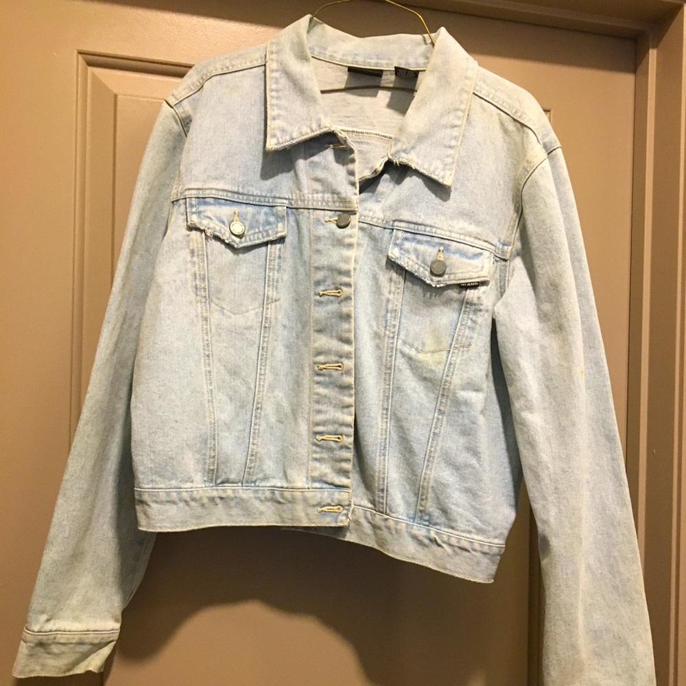 Women’s Vintage Jean Jacket!!